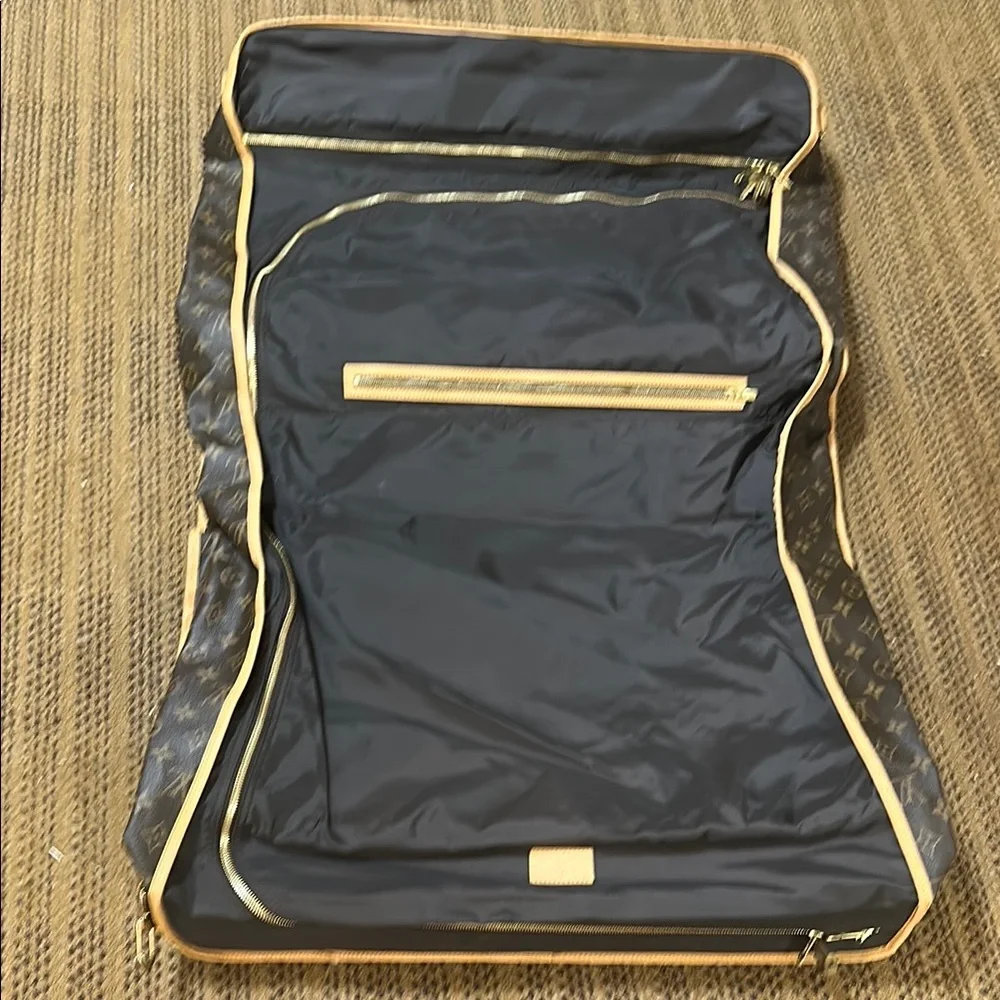 Louis Vuitton Brown Monogram Luggage Set - Picture 2 of 5